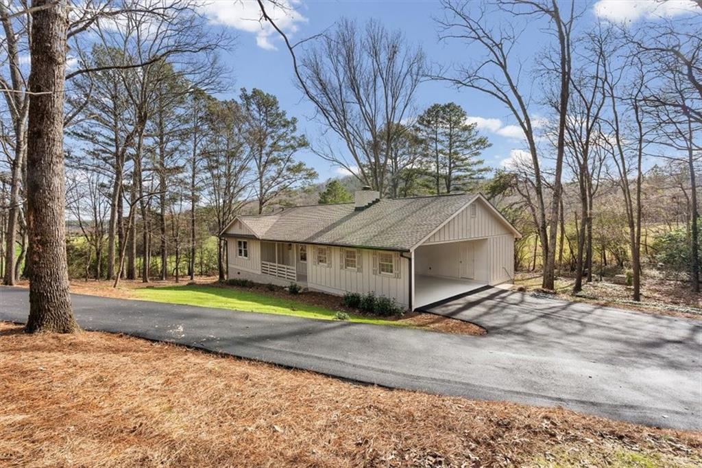 49 Apache Trail Cartersville, GA 30120 - Photo 3 of 52