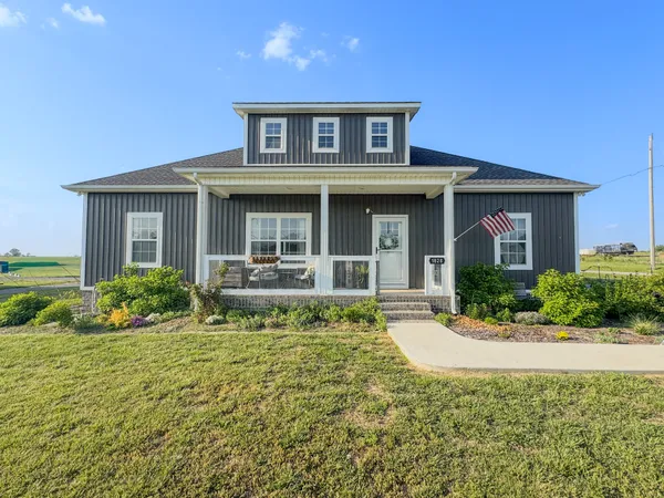 $329,900 | 1828 Old Highway 52, Lafayette, TN 37083