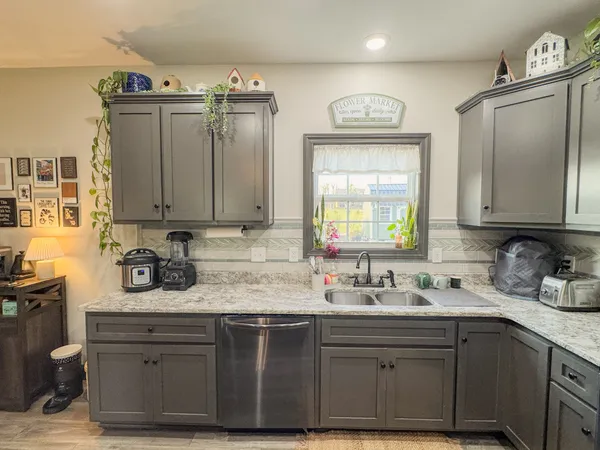 $329,900 | 1828 Old Highway 52, Lafayette, TN 37083