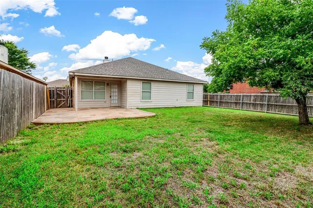 $1,850 | 1201 Caroline Drive, Princeton, TX 75407