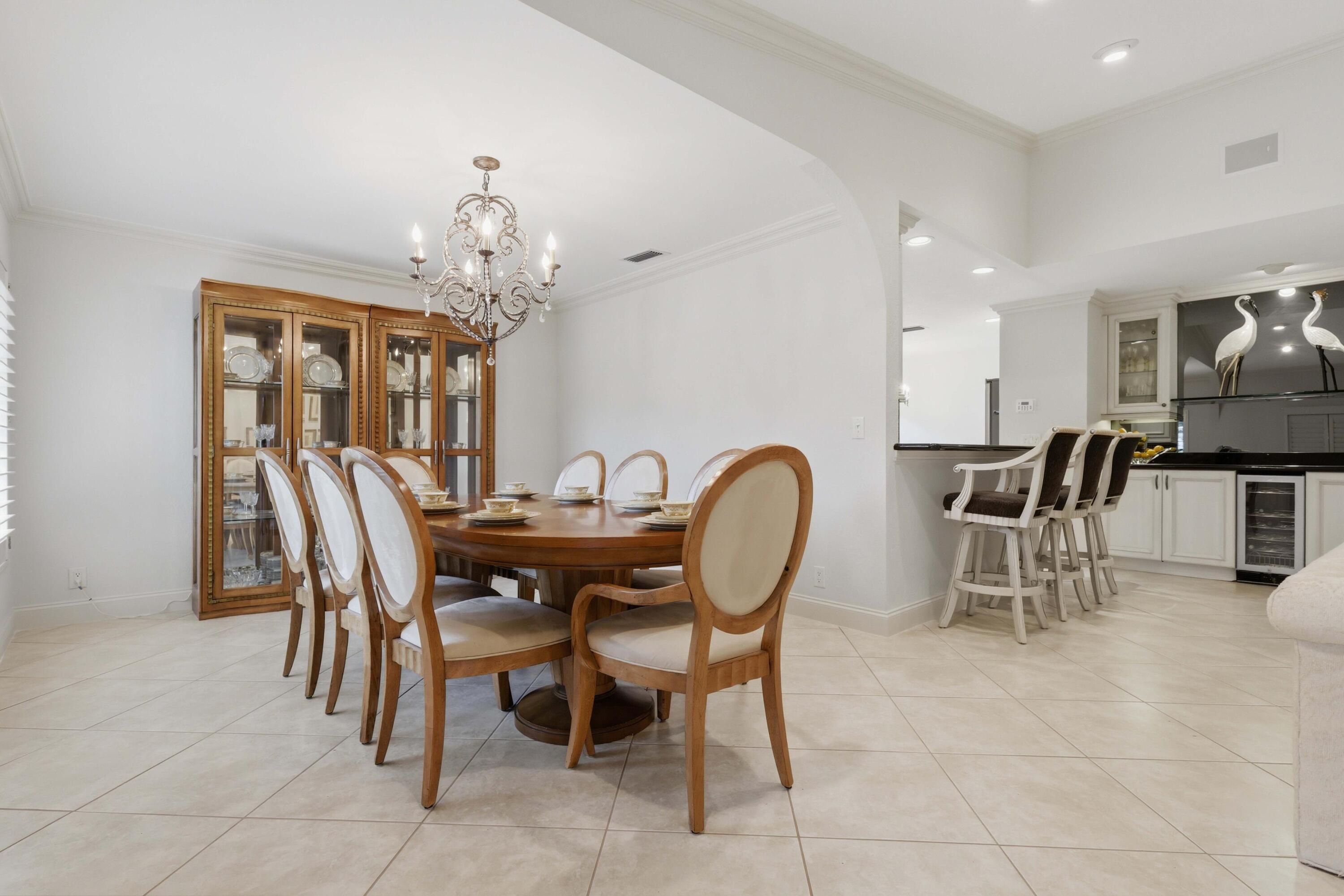 22041 Colony Drive Boca Raton, FL 33433 - Photo 13 of 35 13_beyc6ab1a7f1a3702
