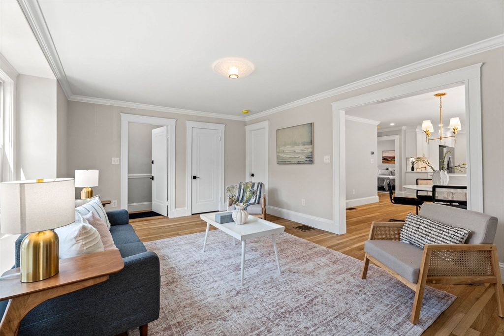 31-33 Pondview Road, Unit 31 Arlington, MA 02474 - Photo 8 of 29 Gallery Image 8