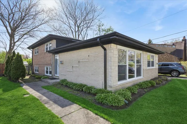 $4,750 | 510 Knox Avenue, Wilmette, IL 60091