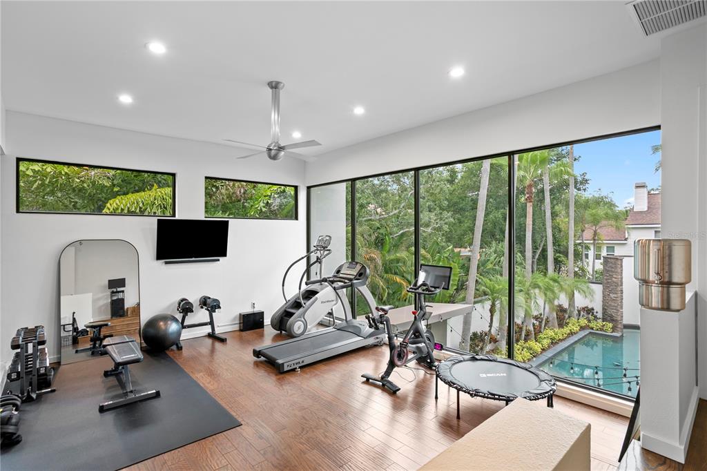 2515 West Shell Point Road Tampa, FL 33611 - Photo 32 of 46