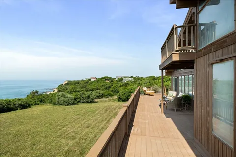 $3,800,000 | 1035 Mohegan Trail, Block Island, RI 02807