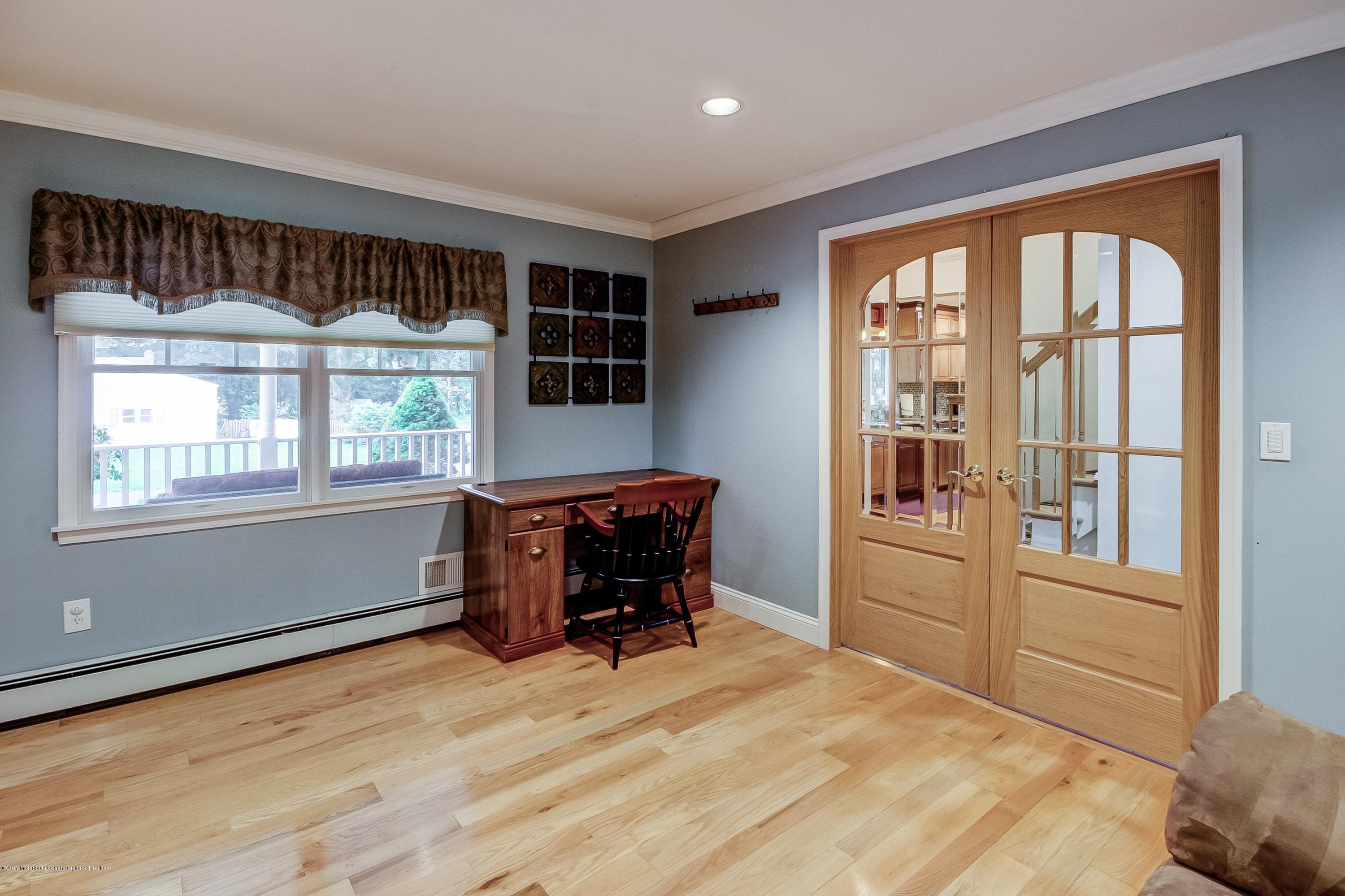 1 Roma Court Lincroft, NJ 07738 - Photo 4 of 35 Office/Studio