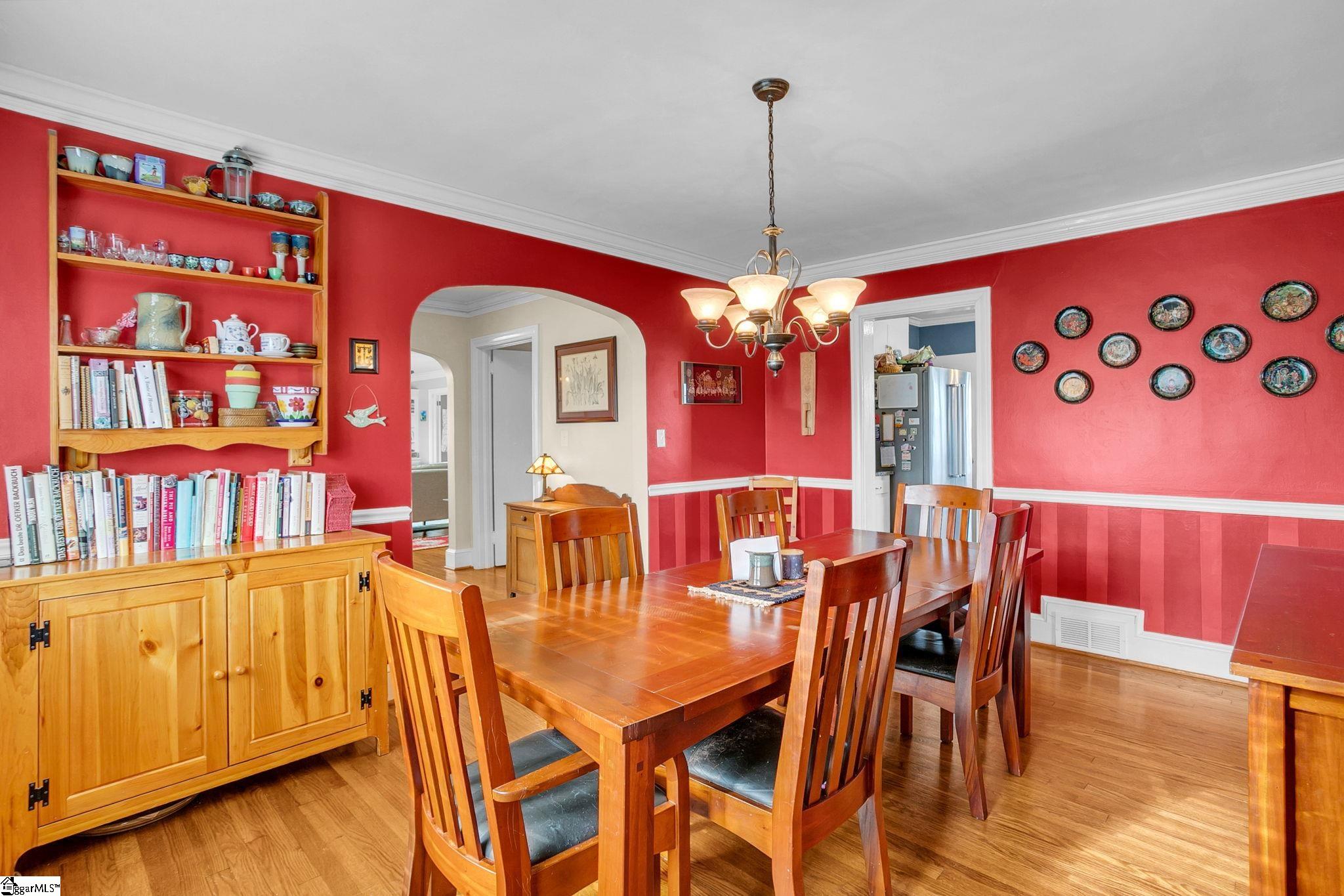 303 North Avenue Greer, SC 29650 - Photo 11 of 50