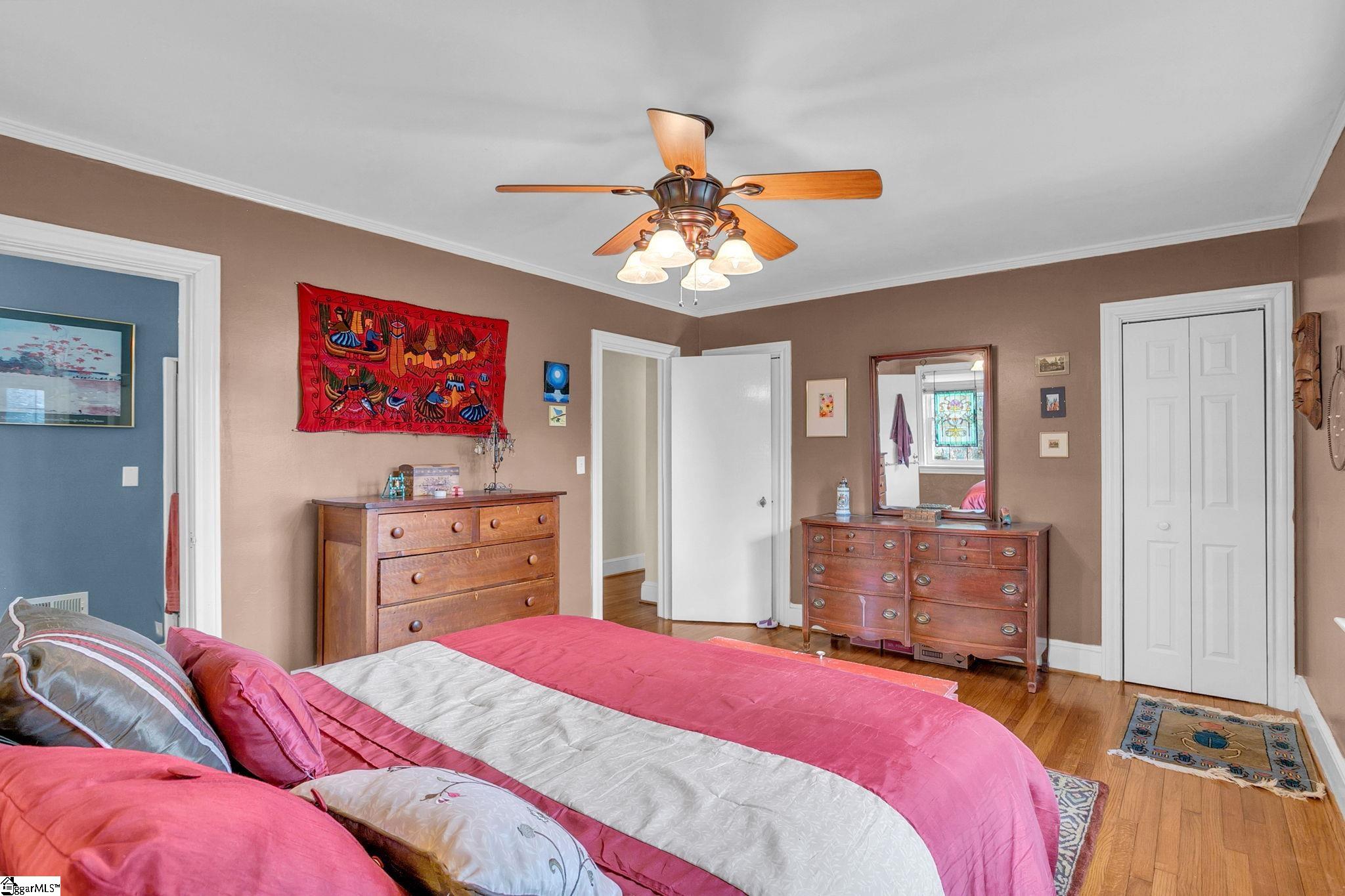 303 North Avenue Greer, SC 29650 - Photo 37 of 50