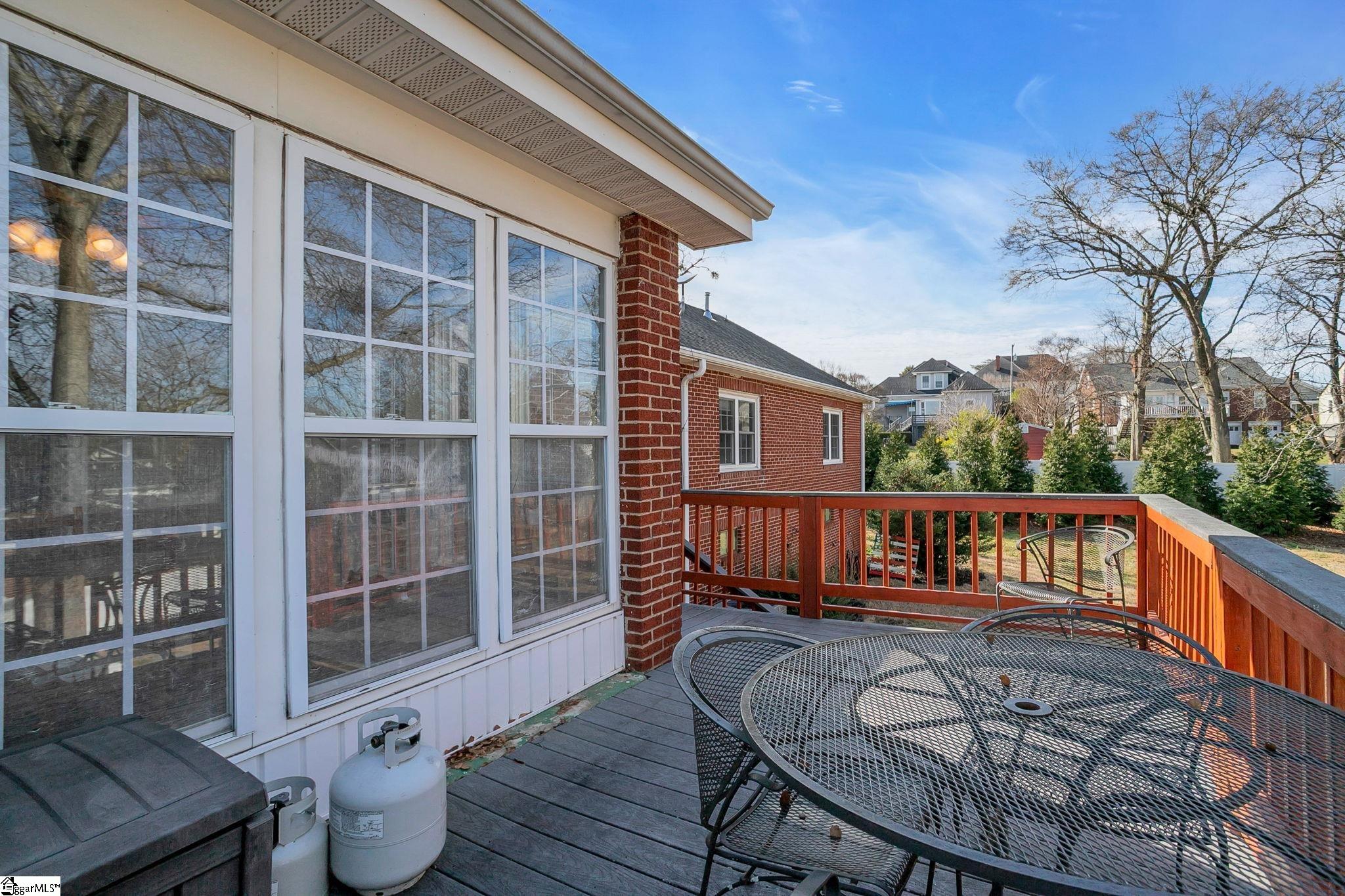 303 North Avenue Greer, SC 29650 - Photo 42 of 50