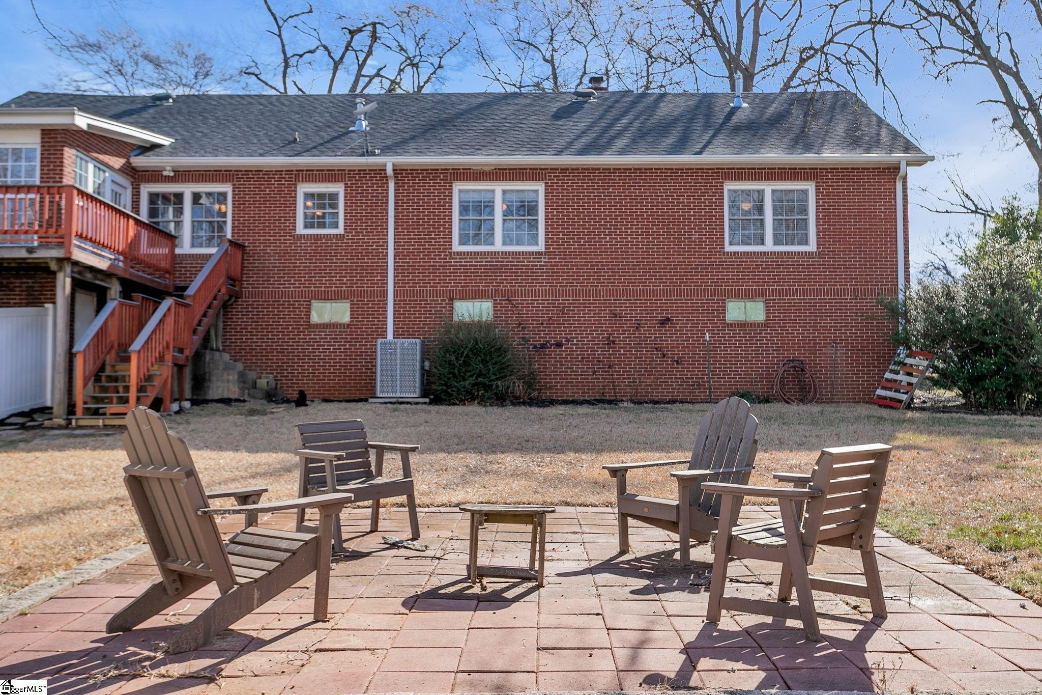 303 North Avenue Greer, SC 29650 - Photo 46 of 50