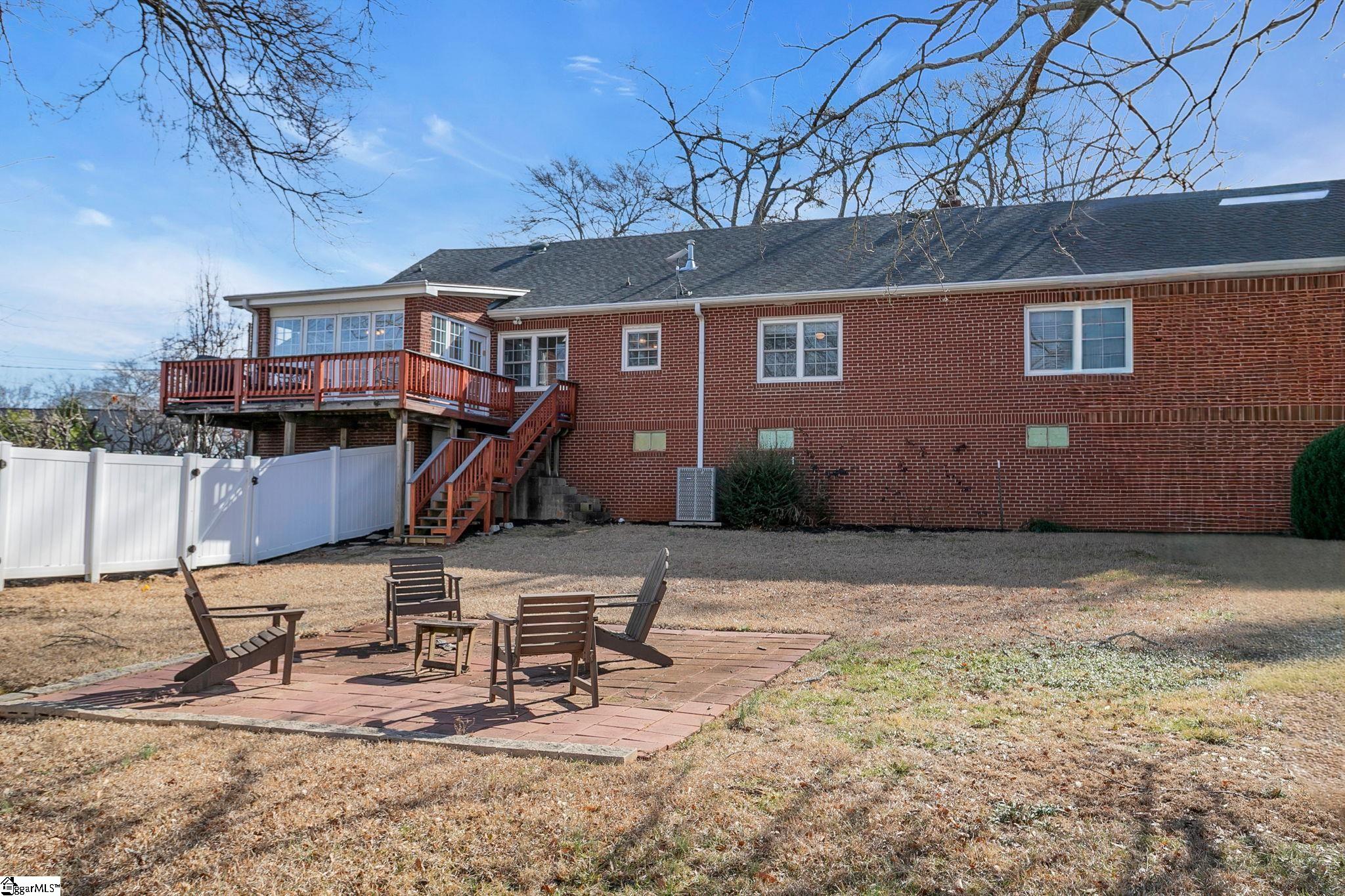 303 North Avenue Greer, SC 29650 - Photo 47 of 50