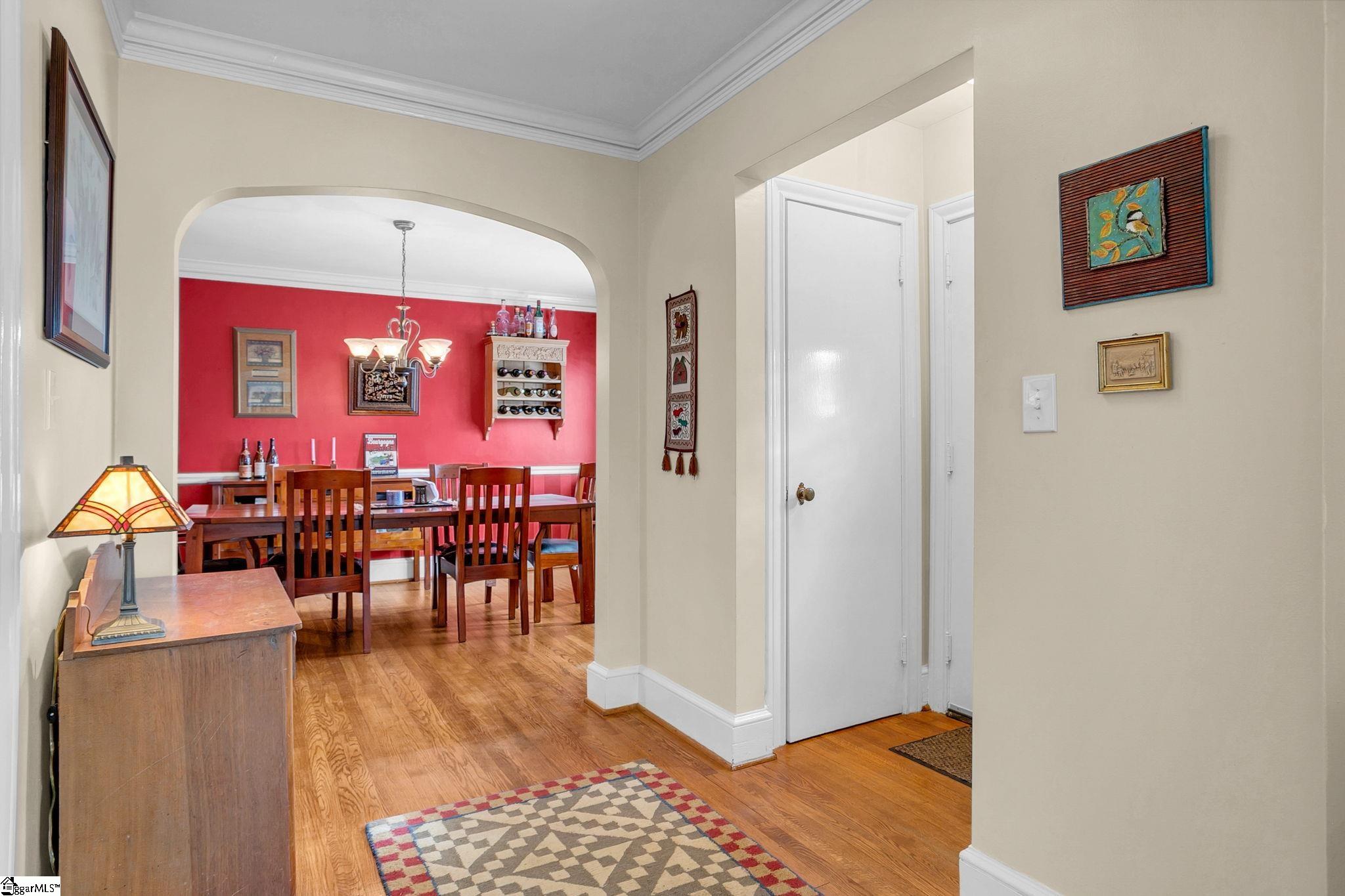 303 North Avenue Greer, SC 29650 - Photo 8 of 50