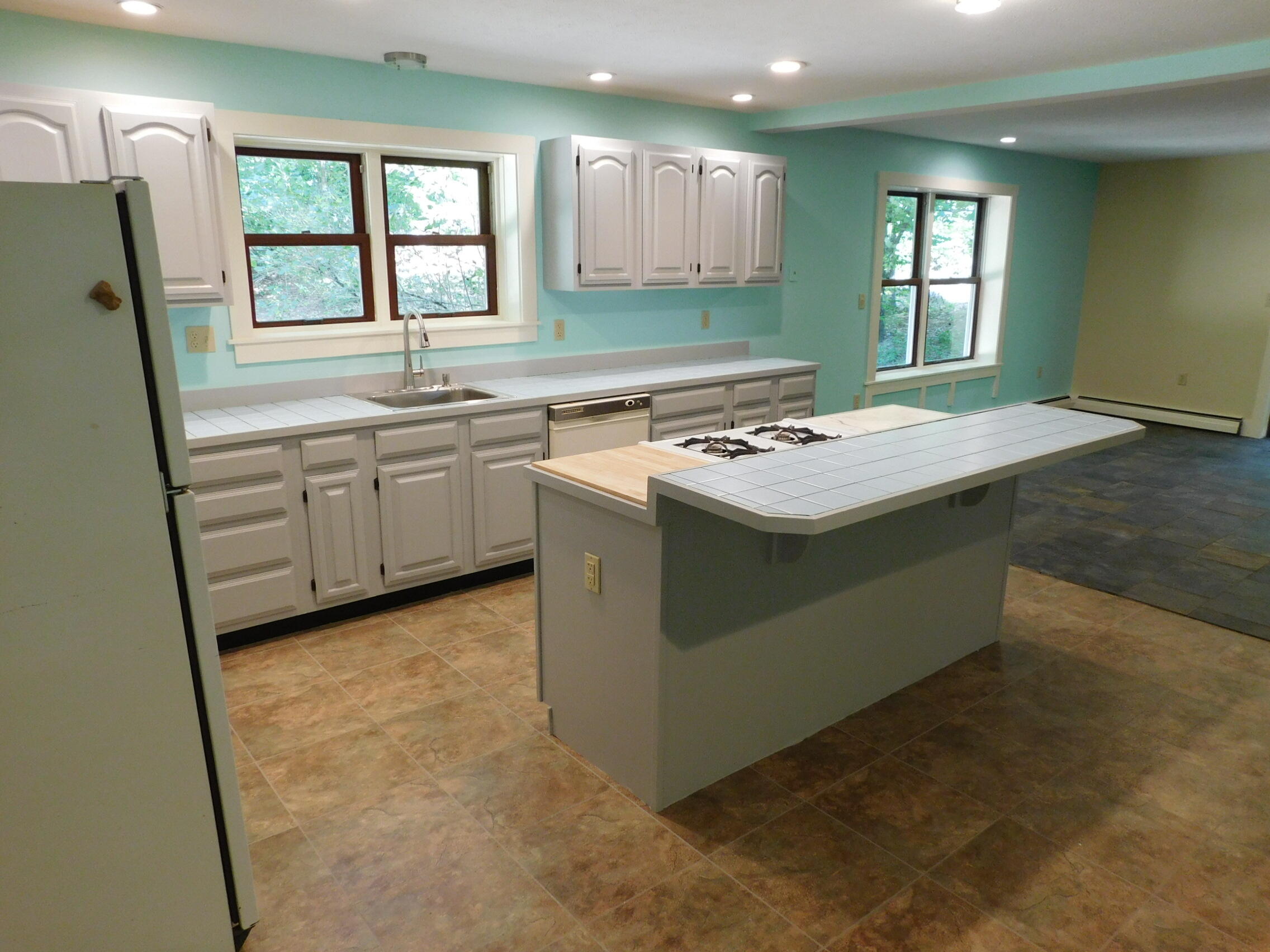 217 Railroad Avenue Springvale, ME 04083 - Photo 22 of 49 DSCN2543