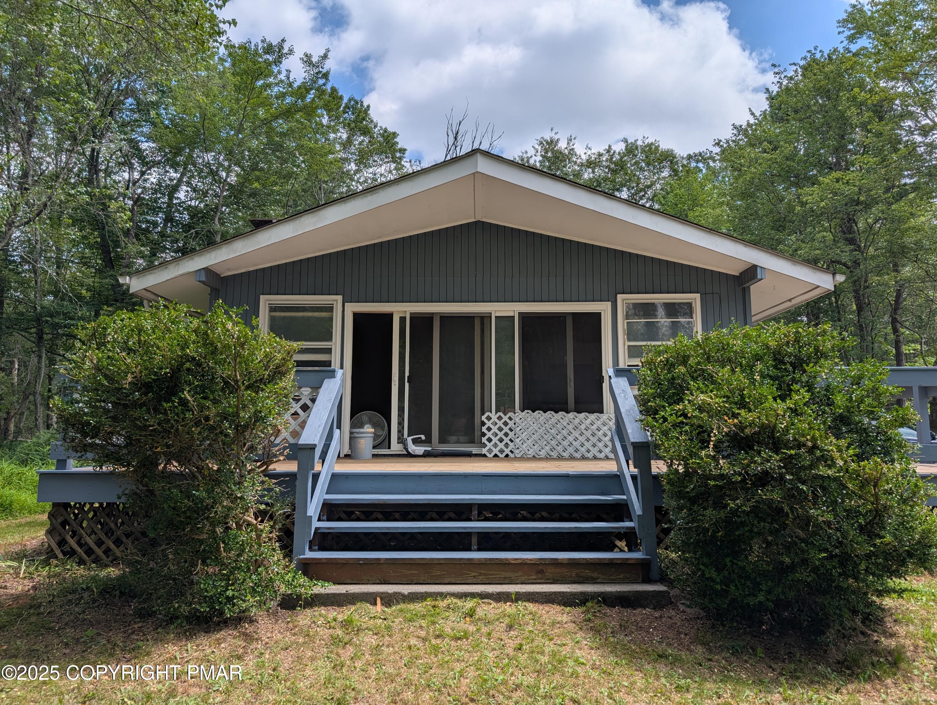 1209 Shadblow Road Pocono Summit, PA 18346 - Photo 3 of 28 1000010616