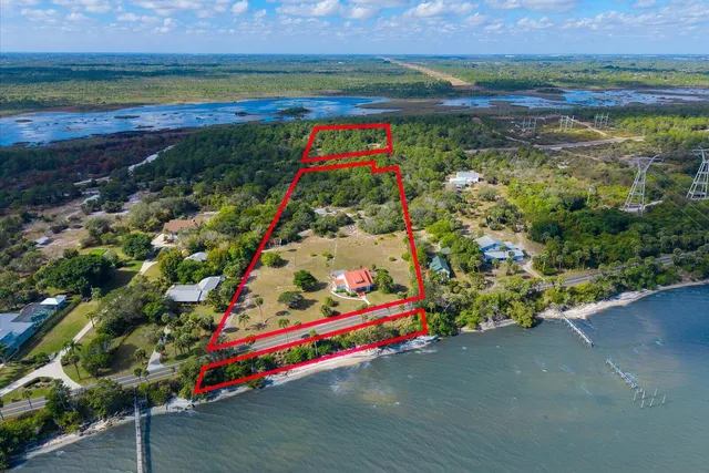 $1,600,000 | 7901 South Indian River Drive, Fort Pierce, FL 34982