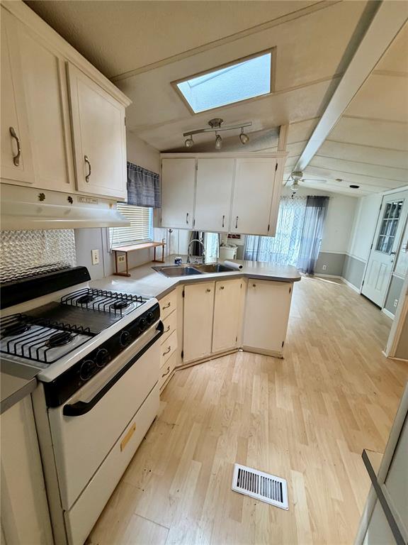 3000 Clarcona Road, Unit 605 Apopka, FL 32703 - Photo 9 of 10 Gallery Image 9