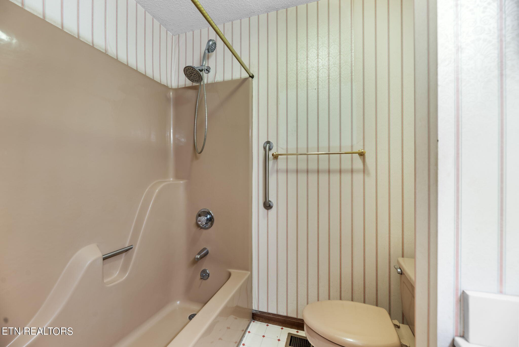 131 Amanda Drive Oak Ridge, TN 37830 - Photo 21 of 39 Gallery Image 21