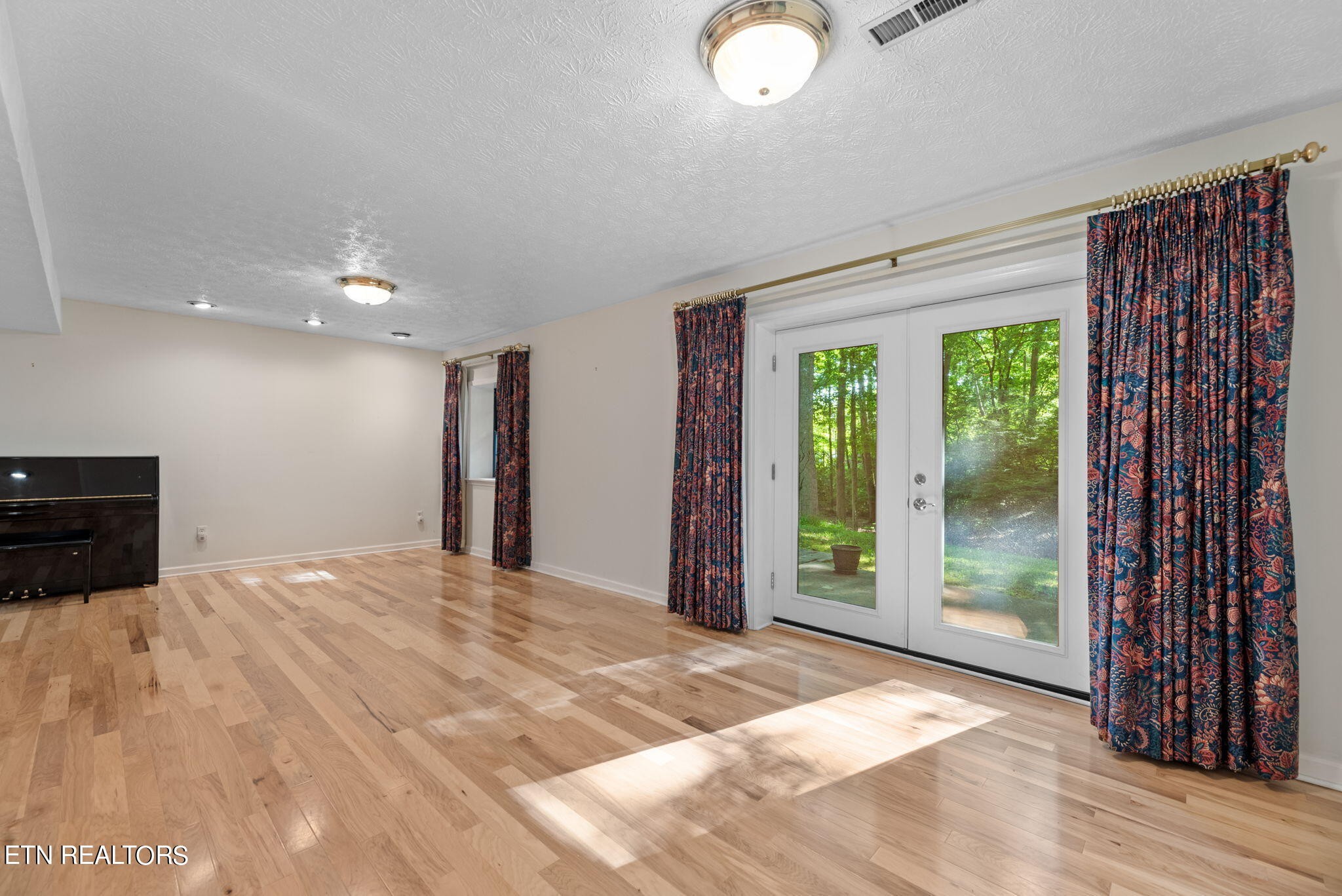 131 Amanda Drive Oak Ridge, TN 37830 - Photo 30 of 39 Gallery Image 30