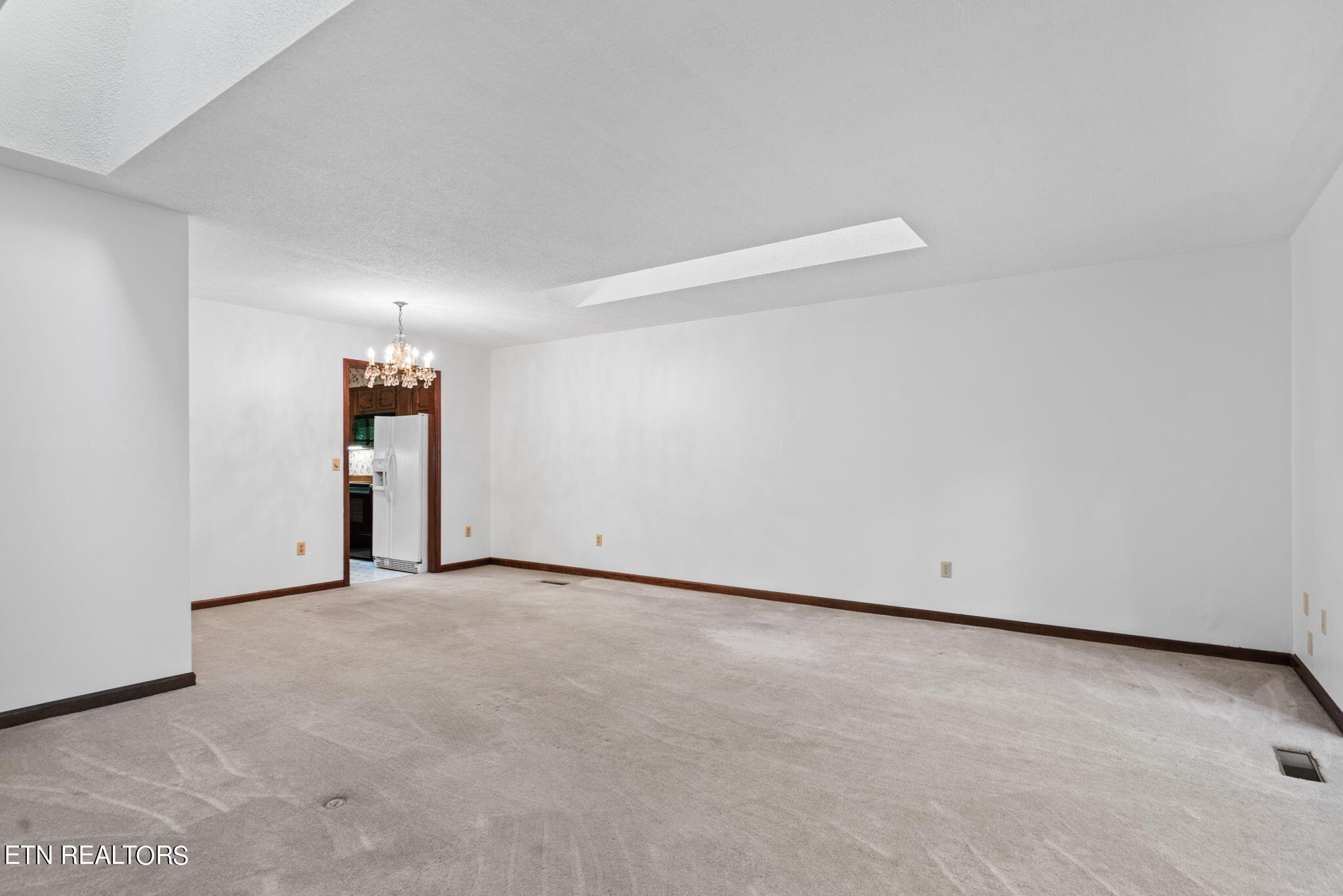 131 Amanda Drive Oak Ridge, TN 37830 - Photo 7 of 39 Gallery Image 7