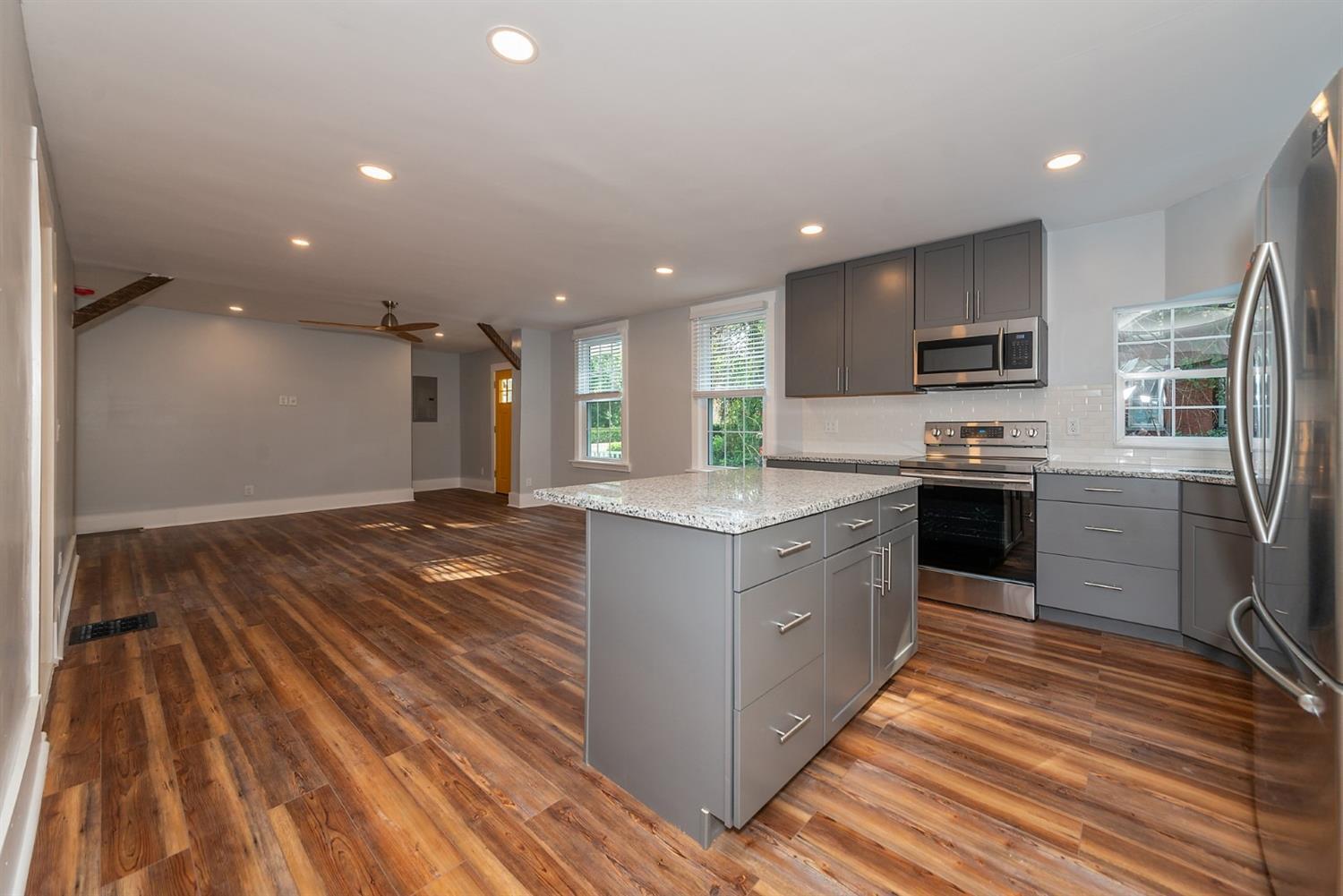 B Madison Road Cincinnati, OH 45227 - Photo 10 of 24