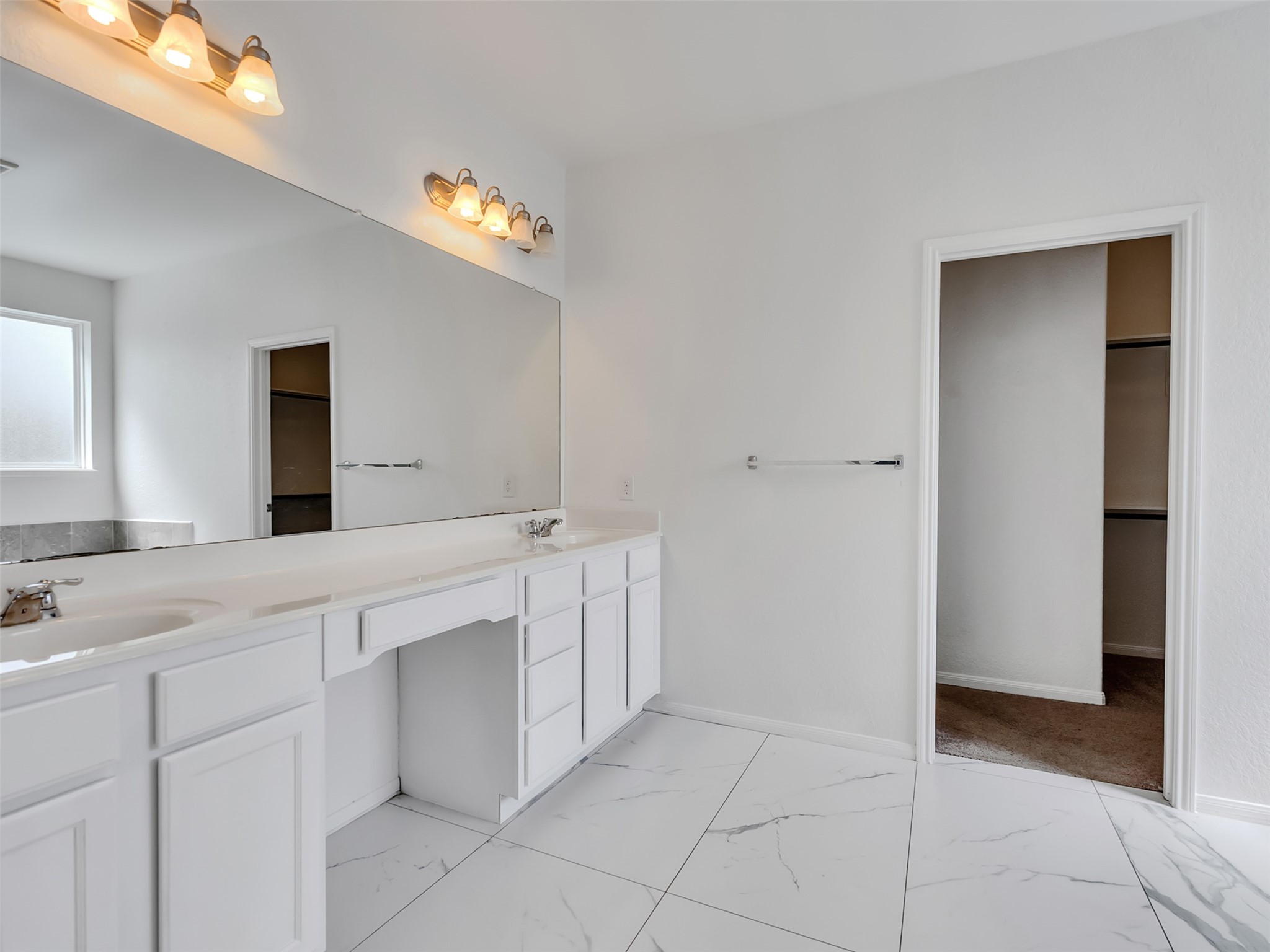 3502 Single Ridge Way Katy, TX 77493 - Photo 19 of 46 Master Bathroom