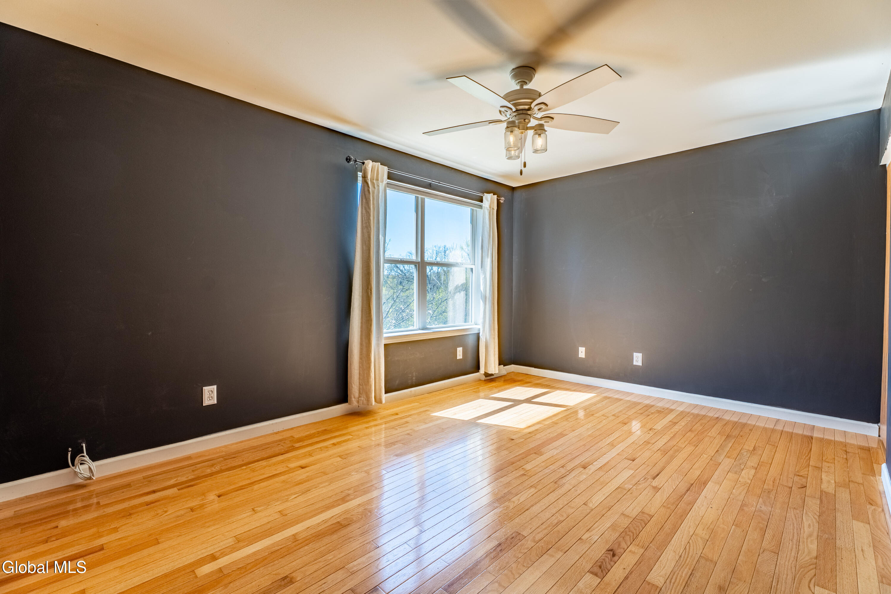 6 Cobblestone Lane Troy, NY 12180 - Photo 18 of 39 Primary Bedroom