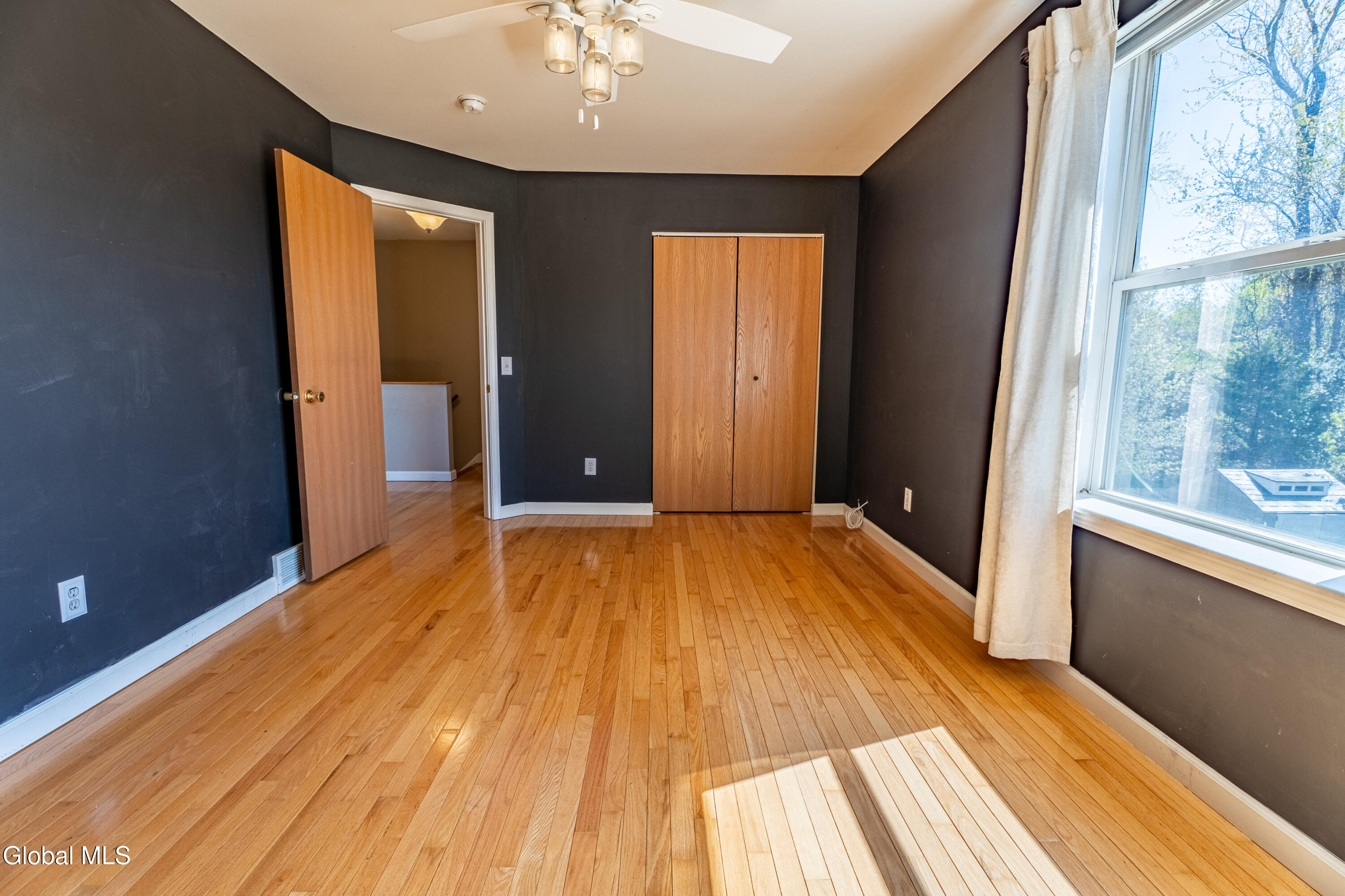 6 Cobblestone Lane Troy, NY 12180 - Photo 19 of 39 Primary Bedroom