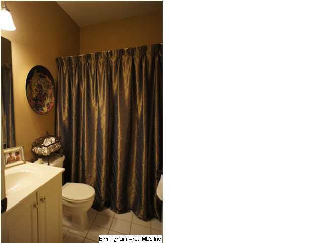 636 Meadow Ridge Drive Birmingham, AL 35242 - Photo 15 of 25