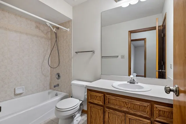 $479,000 | 8614 Bangor Drive, Tinley Park, IL 60487