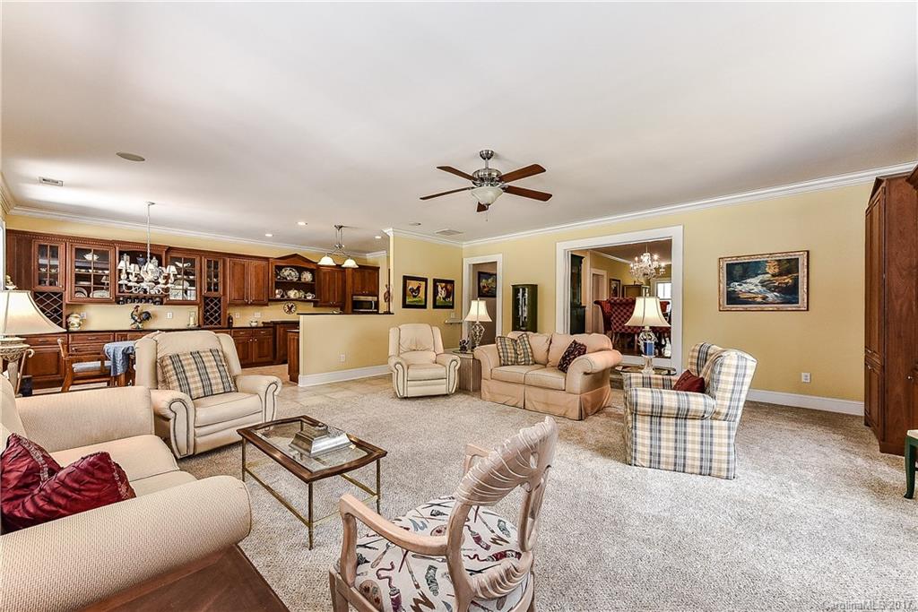 15333 Thomas Road Charlotte, NC 28278 - Photo 11 of 24 Gallery Image 11