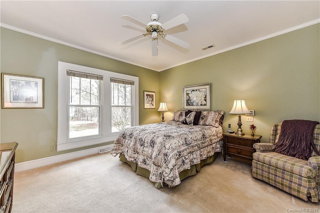 15333 Thomas Road Charlotte, NC 28278 - Photo 14 of 24 Gallery Image 14