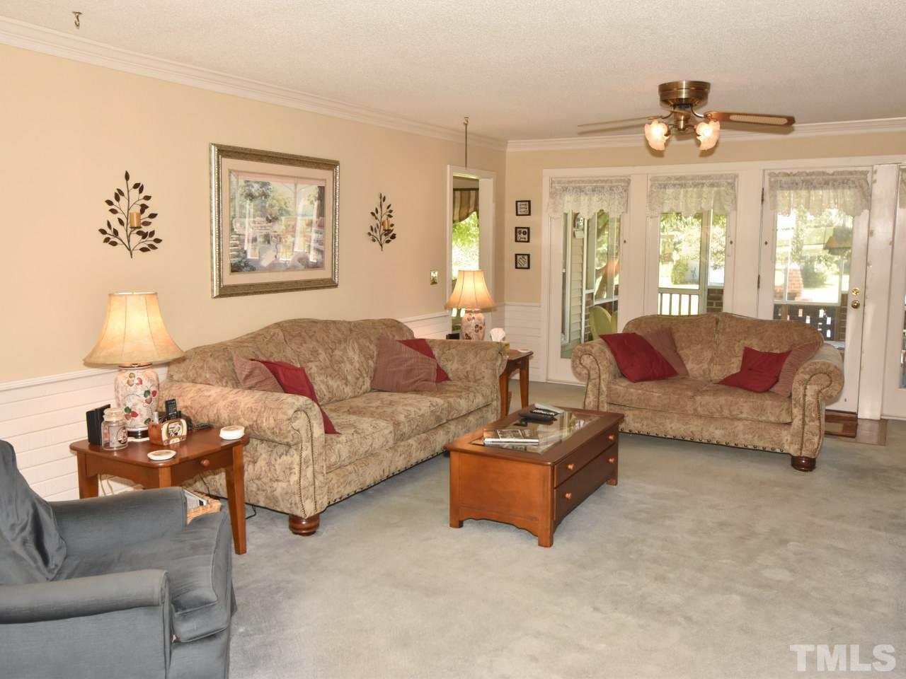 350 Sullivan Road Selma, NC 27576 - Photo 4 of 25 Bring the entire family and the furry friends too !