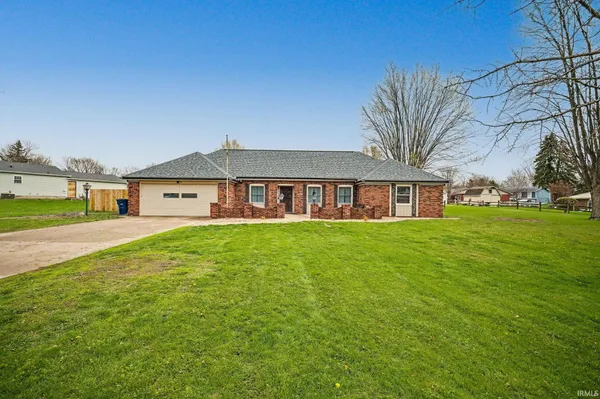 $205,000 | 1705 South Jackson Street, Marion, IN 46953