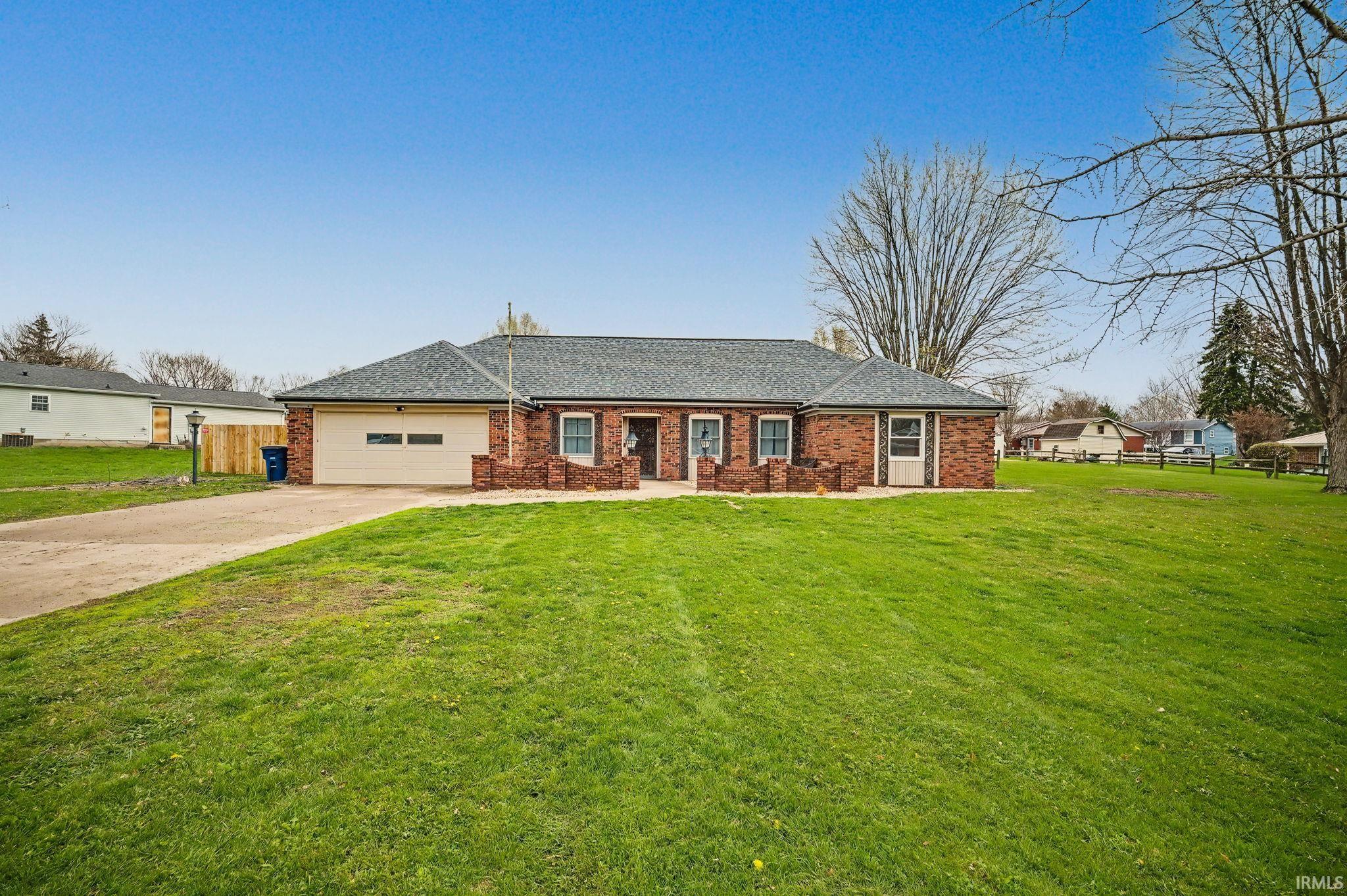 1705 South Jackson Street Marion, IN 46953 - Photo 2 of 32