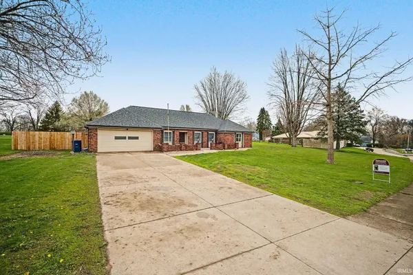 $205,000 | 1705 South Jackson Street, Marion, IN 46953
