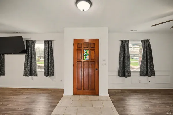 $205,000 | 1705 South Jackson Street, Marion, IN 46953
