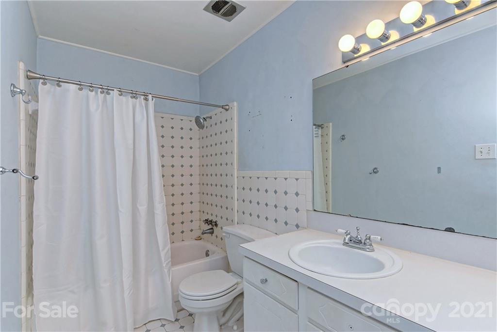 7215 Swans Run Road Charlotte, NC 28226 - Photo 18 of 26 Gallery Image 18