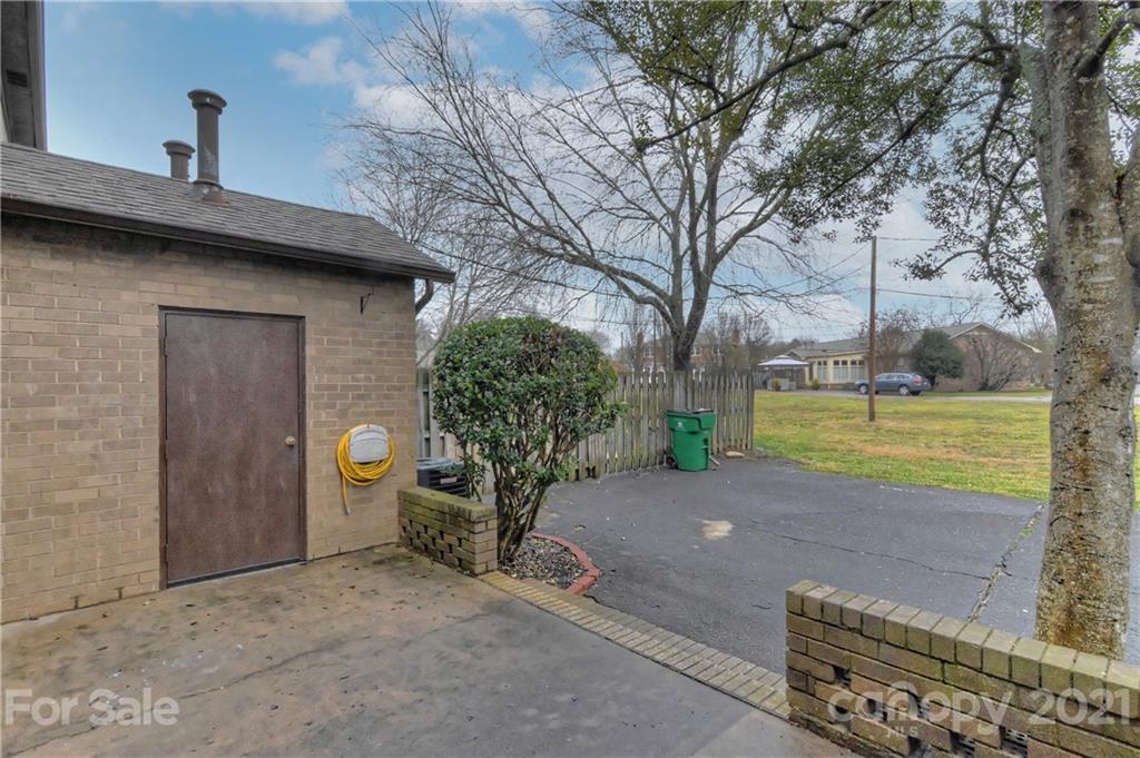 7215 Swans Run Road Charlotte, NC 28226 - Photo 24 of 26 Gallery Image 24