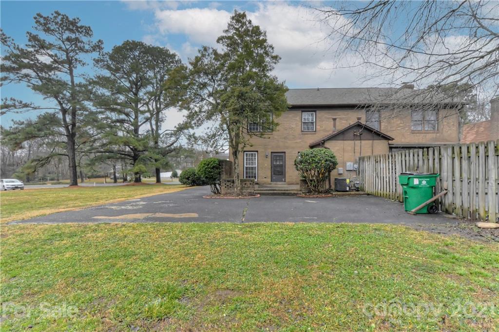 7215 Swans Run Road Charlotte, NC 28226 - Photo 26 of 26 Gallery Image 26