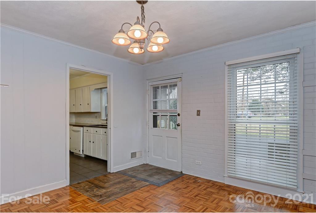 7215 Swans Run Road Charlotte, NC 28226 - Photo 6 of 26 Gallery Image 6