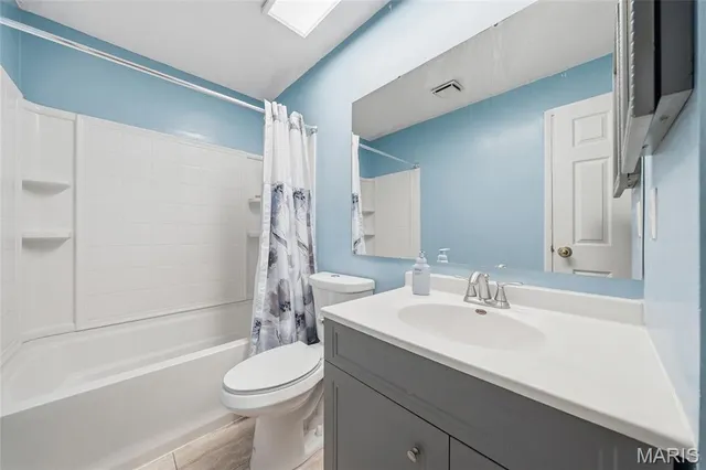 $415,000 | 477 Ironwood Drive, Ballwin, MO 63011