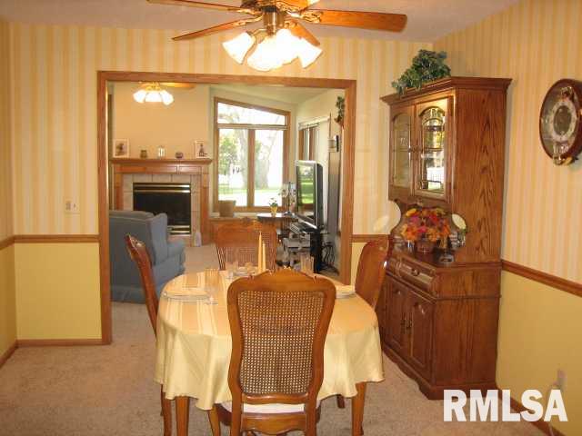 5702 Appomattox Road Davenport, IA 52806 - Photo 4 of 9 Gallery Image 4