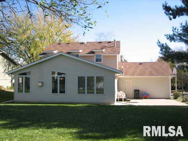 5702 Appomattox Road Davenport, IA 52806 - Photo 8 of 9 Gallery Image 8