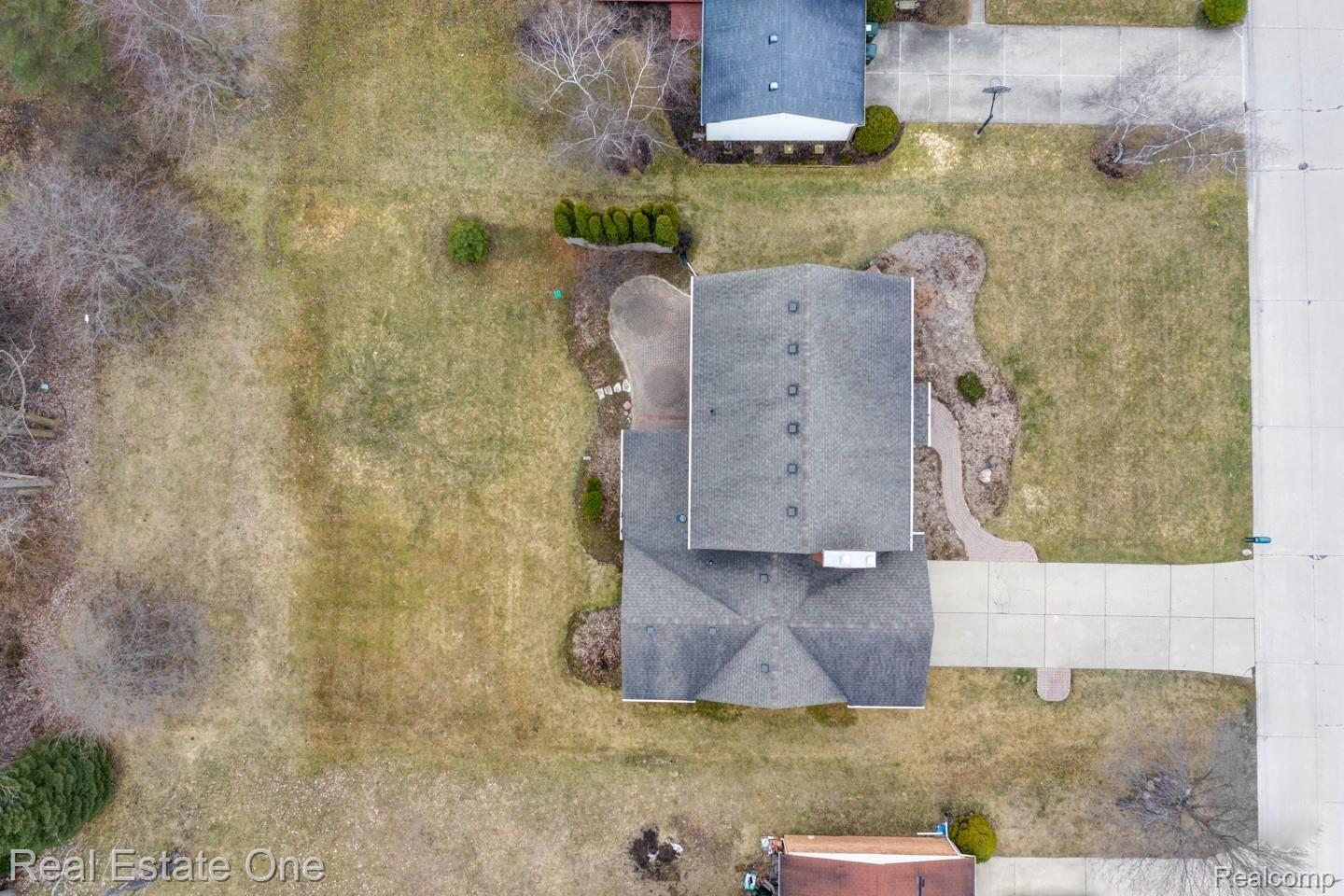 1190 Hathaway Rising Rochester, MI 48306 - Photo 28 of 30 DJI_0696_7_8.jpg