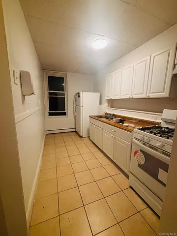 $3,811 | 88-15 Jamaica Avenue | Woodhaven