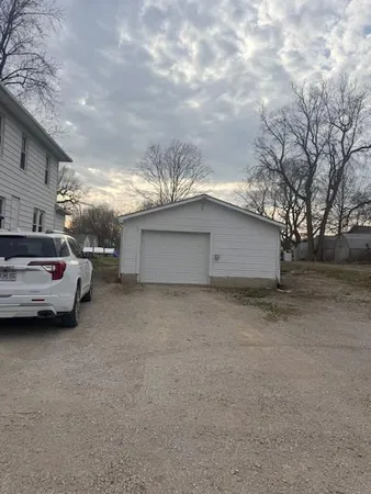 $149,900 | 206 North 8th Street, Savannah, MO 64485