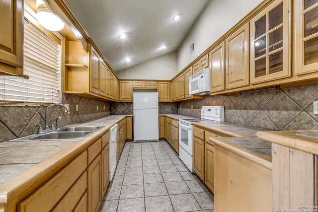 $255,000 | 101 Sylvester Street, Poth, TX 78147