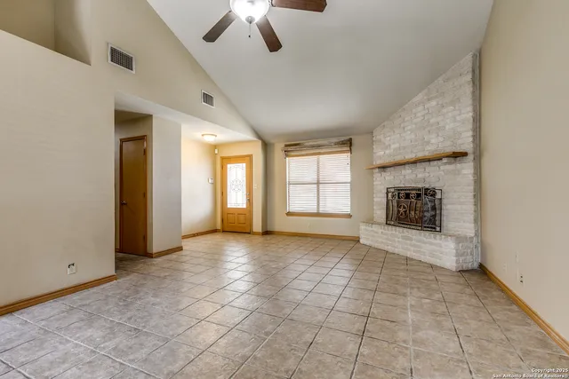 $255,000 | 101 Sylvester Street, Poth, TX 78147