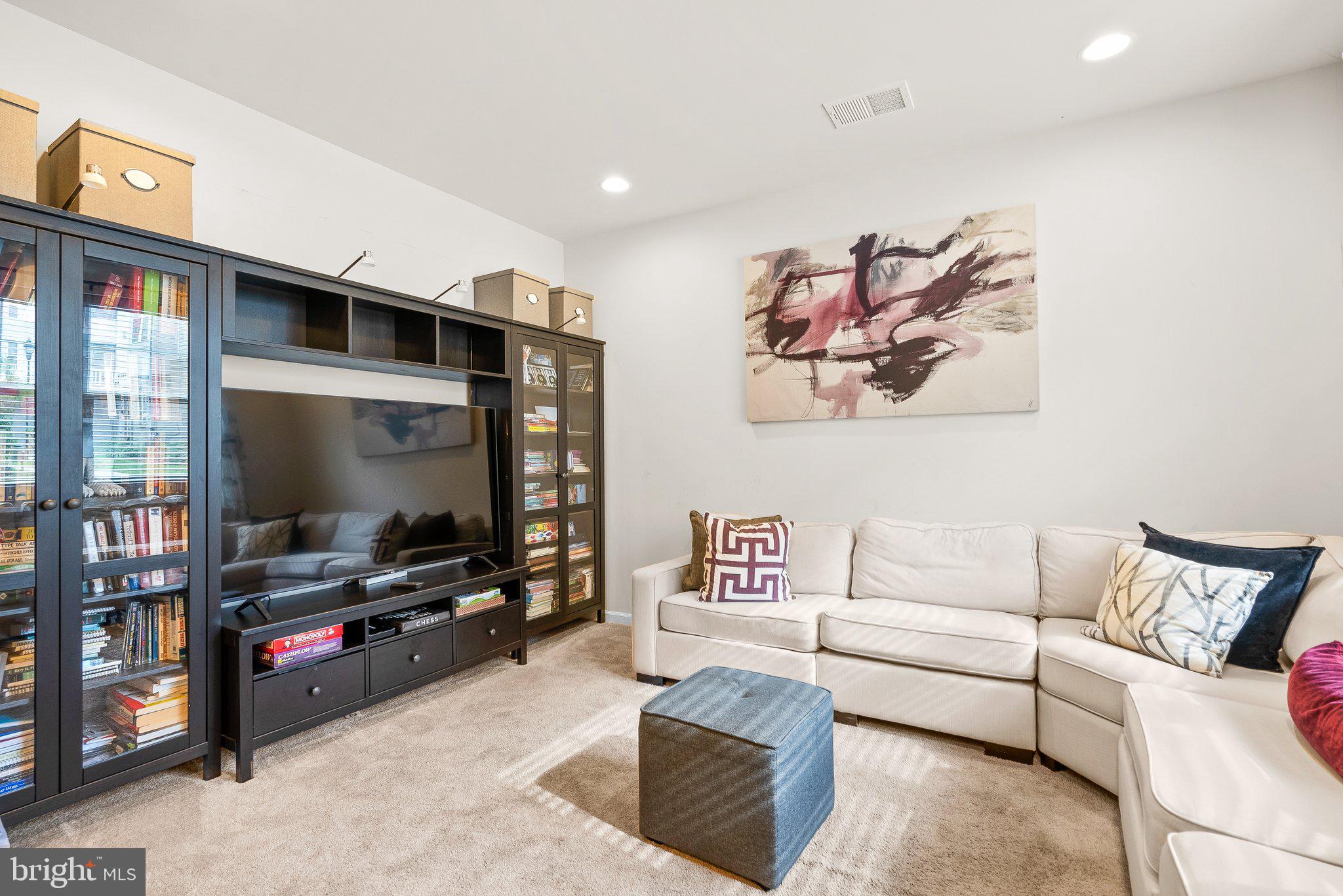 15718 Trolley Lane Silver Spring, MD 20906 - Photo 5 of 41 Lower Level Office/Den