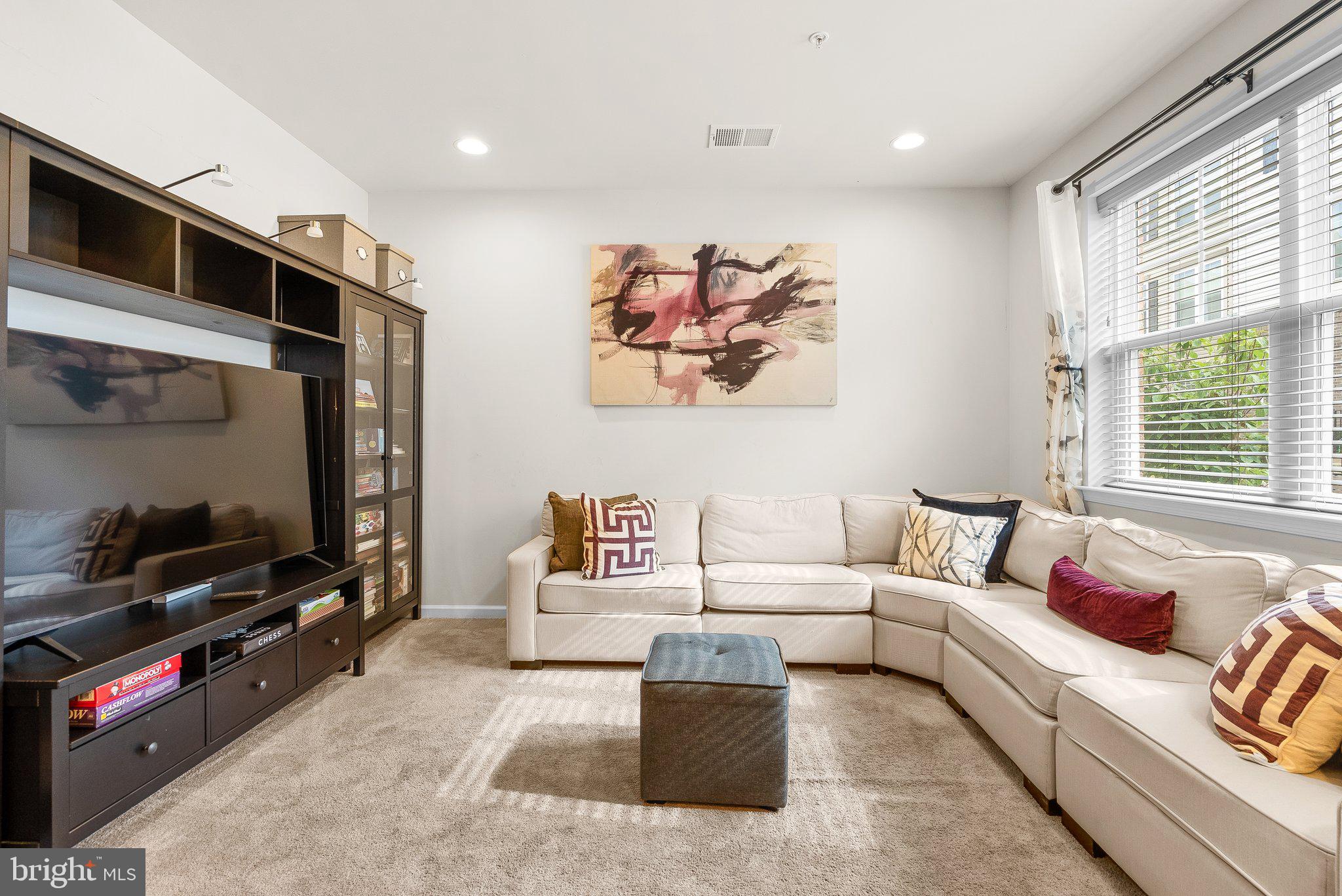 15718 Trolley Lane Silver Spring, MD 20906 - Photo 6 of 41